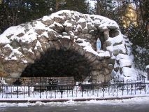 the grotto.JPG